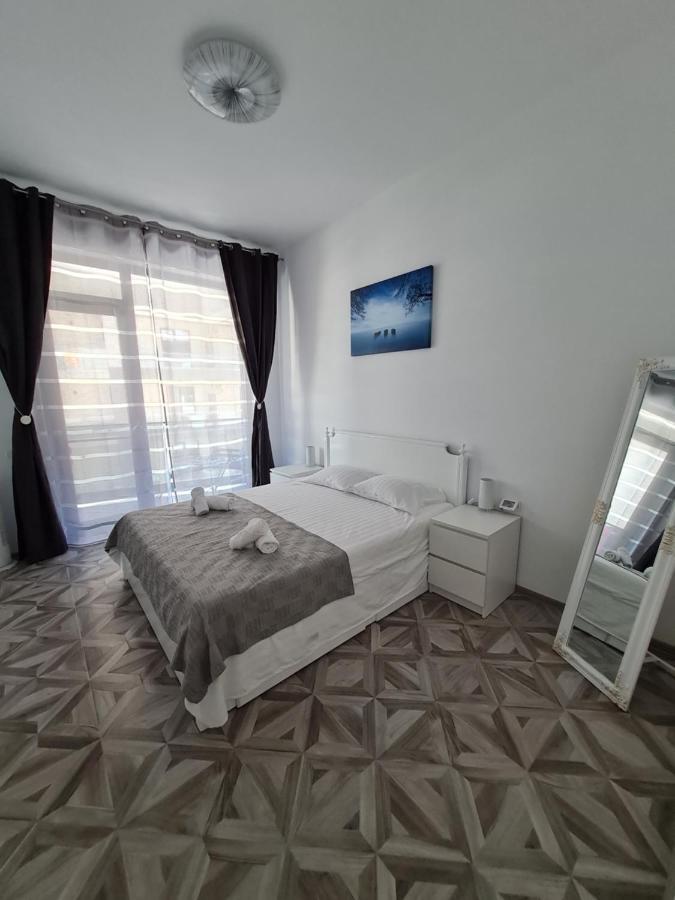 Ferienwohnung La Oti&Miruna Năvodari Exterior foto